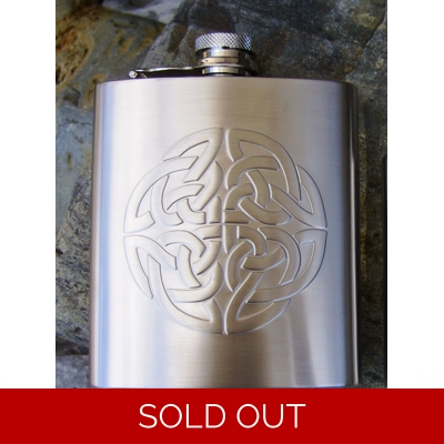 QUALITY RAISED CELTIC DESIGN HIP FLASK. BRAND NEW & BOXED * 6 oz
